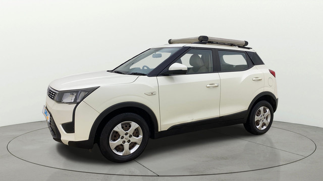 Second-hand 2020 Mahindra XUV300 W6 BSIV for sale in Ahmedabad-6