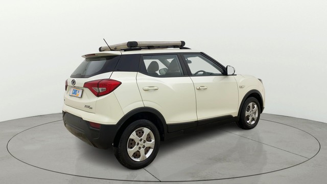 Second-hand 2020 Mahindra XUV300 W6 BSIV for sale in Ahmedabad-2