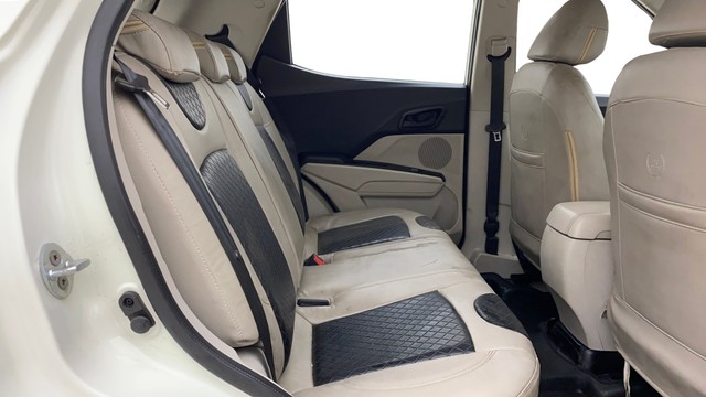 Second-hand 2020 Mahindra XUV300 W6 BSIV for sale in Ahmedabad-16