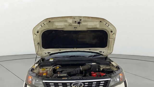 Second-hand 2020 Mahindra XUV300 W6 BSIV for sale in Ahmedabad-9