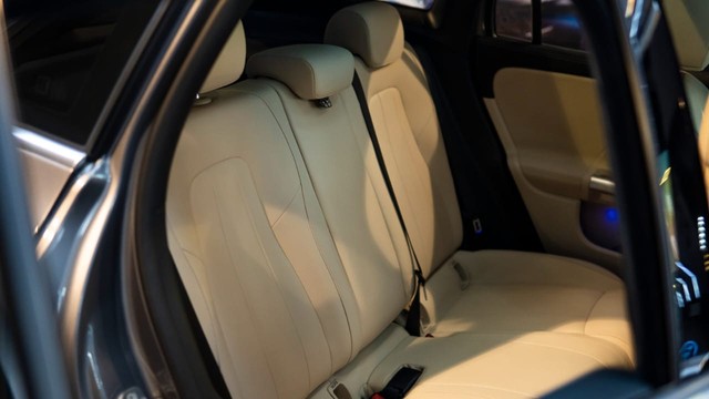 Second-hand 2024 Mercedes-Benz GLA 200 for sale in New Delhi-2