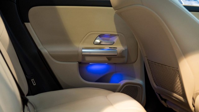 Second-hand 2024 Mercedes-Benz GLA 200 for sale in New Delhi-12