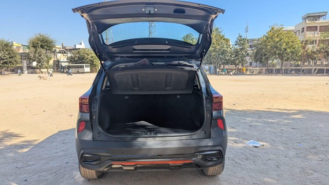 Second-hand 2022 Kia Seltos X-Line Diesel AT for sale in Ajmer-2