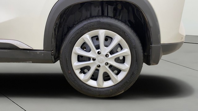 Second-hand 2024 Maruti Grand Vitara Sigma for sale in Thane-27