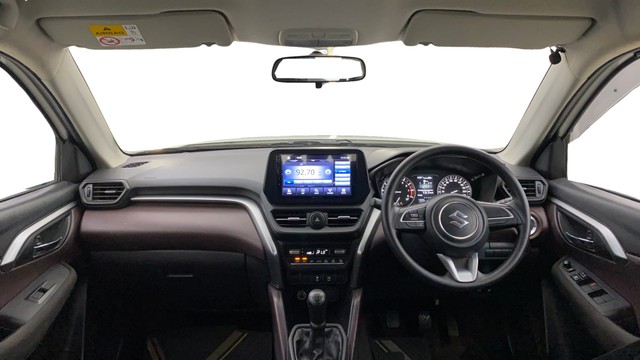 Second-hand 2024 Maruti Grand Vitara Sigma for sale in Thane-10