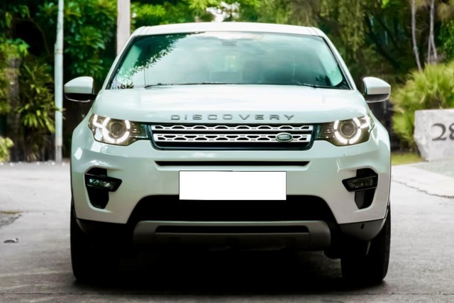 Second-hand 2017 Land Rover Discovery Sport Si4 HSE for sale in New Delhi-4