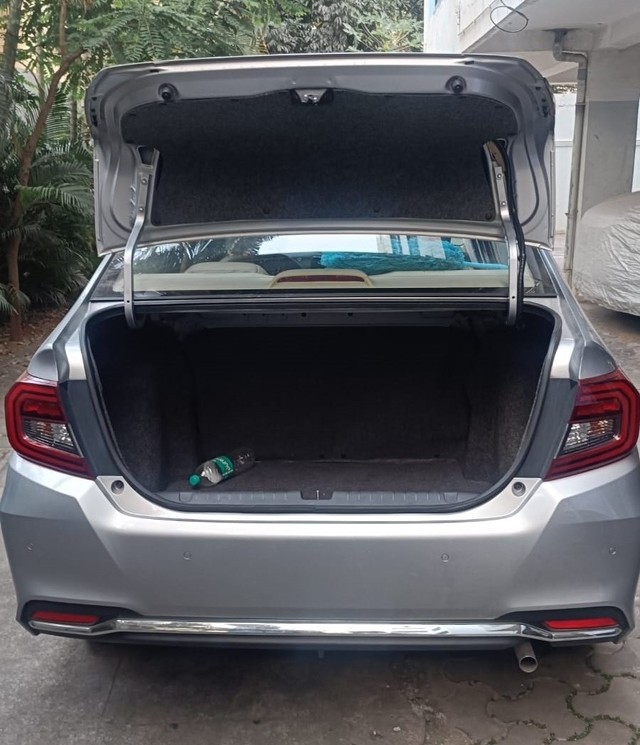 Second-hand 2022 Honda Amaze 2nd Gen VX BSVI for sale in Coimbatore-12