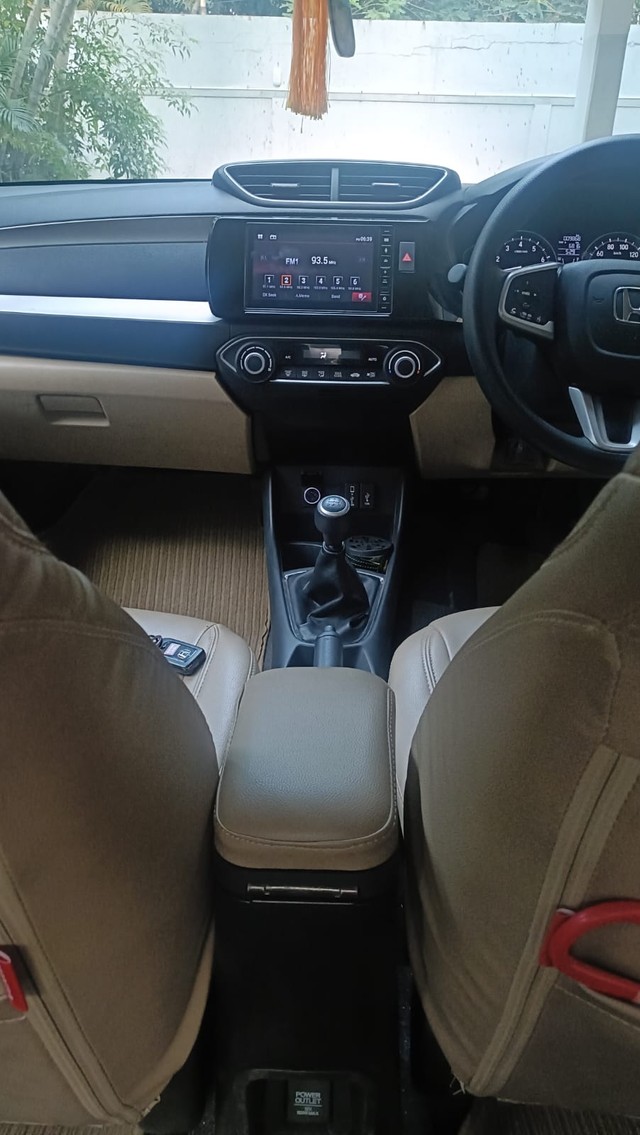 Second-hand 2022 Honda Amaze 2nd Gen VX BSVI for sale in Coimbatore-11