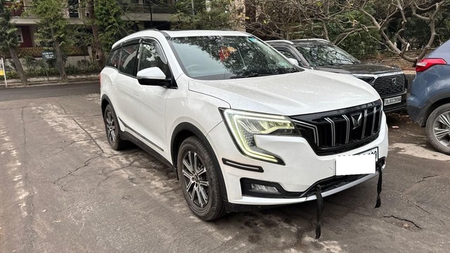 Second-hand 2024 Mahindra XUV700 AX7 7Str AT for sale in New Delhi