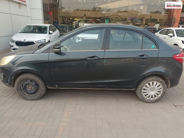 Second-hand 2015 Tata Zest Revotron 1.2T XM for sale in Ahmedabad-3