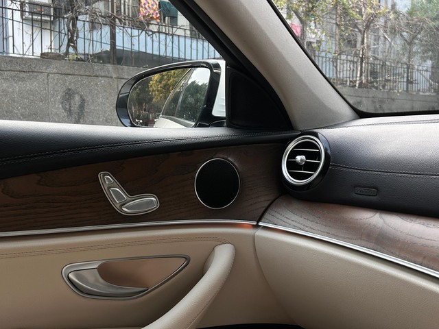 Second-hand 2018 Mercedes-Benz E-Class Exclusive E 200 BSIV for sale in New Delhi-25