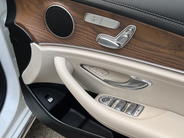 Second-hand 2018 Mercedes-Benz E-Class Exclusive E 200 BSIV for sale in New Delhi-8