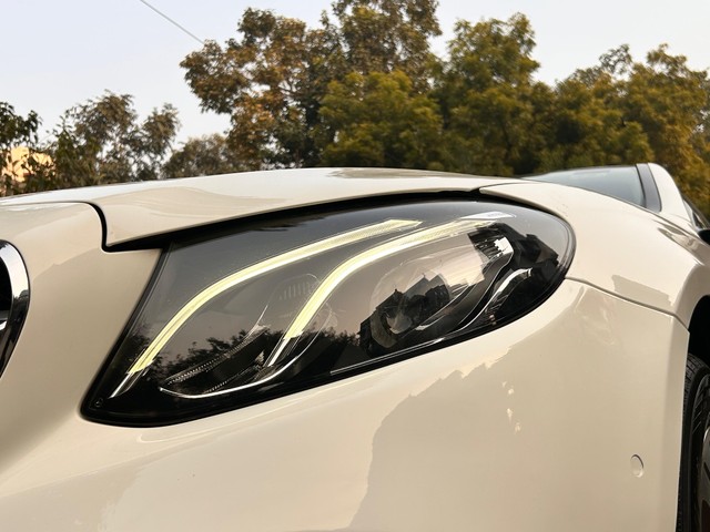 Second-hand 2018 Mercedes-Benz E-Class Exclusive E 200 BSIV for sale in New Delhi-12