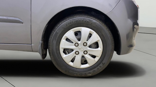 Second-hand 2012 Hyundai i10 Magna for sale in Navi Mumbai-23