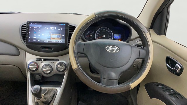 Second-hand 2012 Hyundai i10 Magna for sale in Navi Mumbai-12