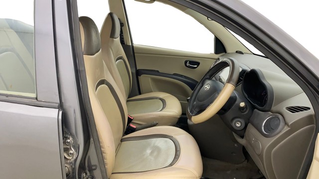 Second-hand 2012 Hyundai i10 Magna for sale in Navi Mumbai-15