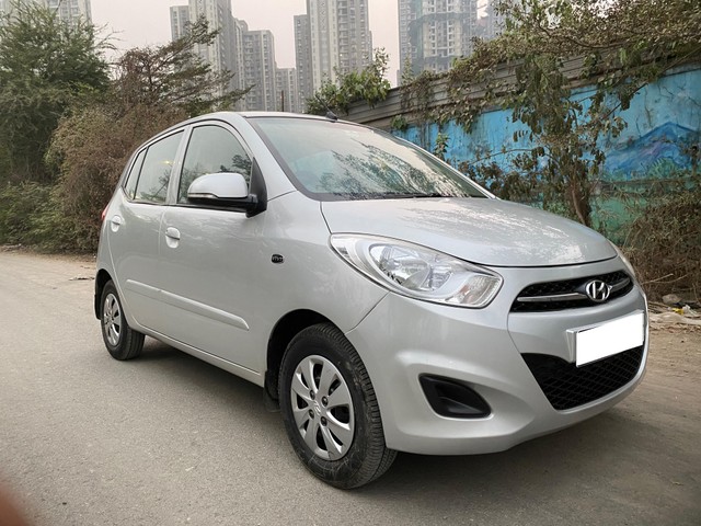Second-hand 2012 Hyundai i10 Sportz AT for sale in Thane-7