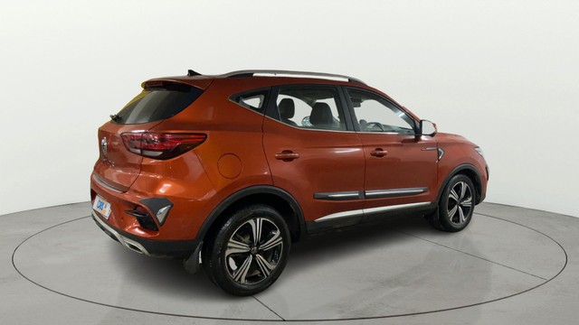 Second-hand 2022 MG Astor Sharp CVT BSVI for sale in Surat-2