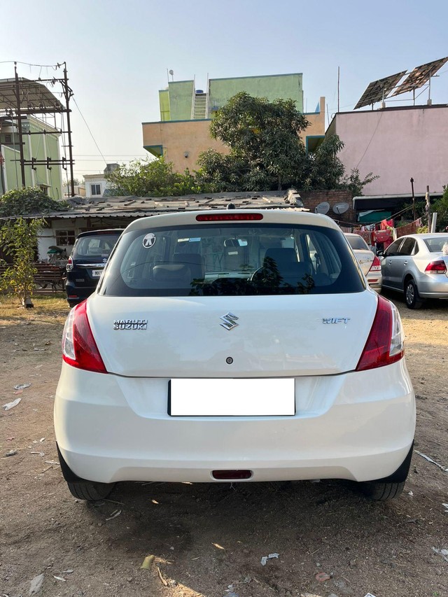 Second-hand 2013 Maruti Swift VXI for sale in Nagpur-2