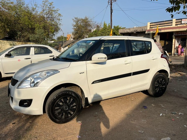 Second-hand 2013 Maruti Swift VXI for sale in Nagpur-3