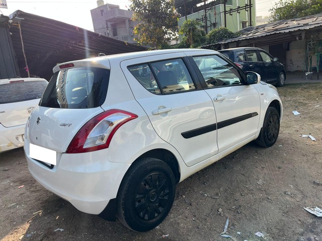 Second-hand 2013 Maruti Swift VXI for sale in Nagpur-1