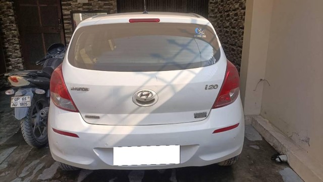 Second-hand 2013 Hyundai i20 Sportz 1.4 CRDi for sale in Varanasi-1