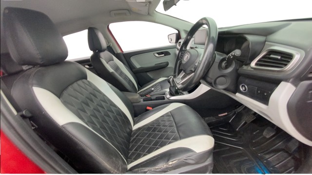 Second-hand 2021 Tata Altroz XZ Diesel for sale in Chennai-15