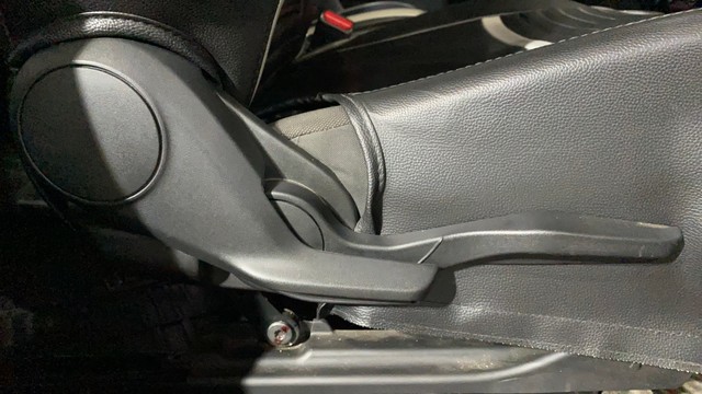 Second-hand 2020 Maruti Suzuki Baleno Zeta for sale in Howrah-18