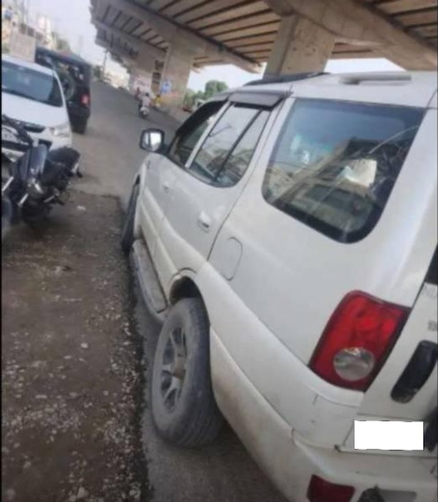 Second-hand 2012 Tata Safari Dicor EX 4X2 for sale in Jammu-3