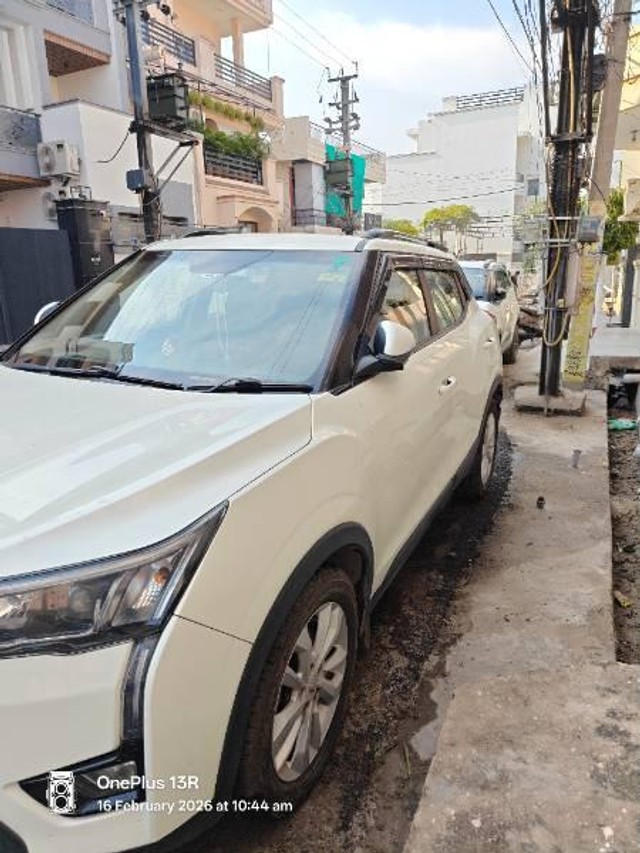 Second-hand 2020 Mahindra XUV300 W8 Diesel BSVI for sale in Jammu-4