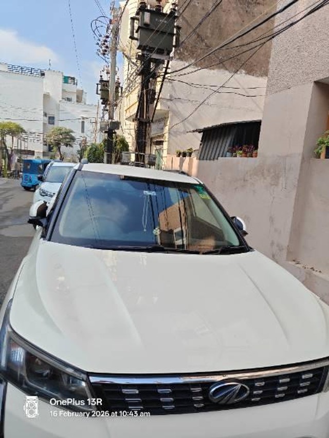 Second-hand 2020 Mahindra XUV300 W8 Diesel BSVI for sale in Jammu-6