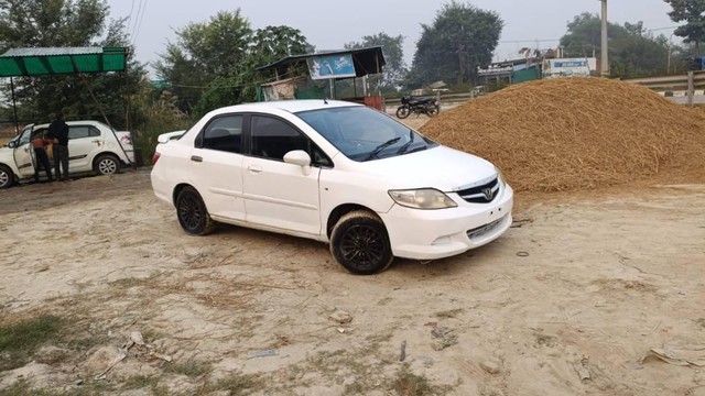 Second-hand 2006 Honda City EXi for sale in Deoria-1