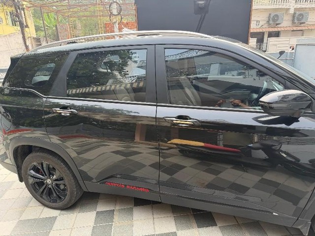 Second-hand 2024 MG Hector BlackStorm CVT 2024-2025 for sale in Vijayawada-10