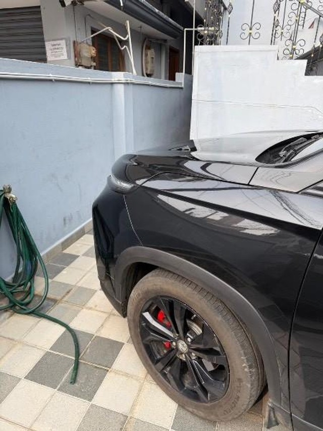 Second-hand 2024 MG Hector BlackStorm CVT 2024-2025 for sale in Vijayawada-6