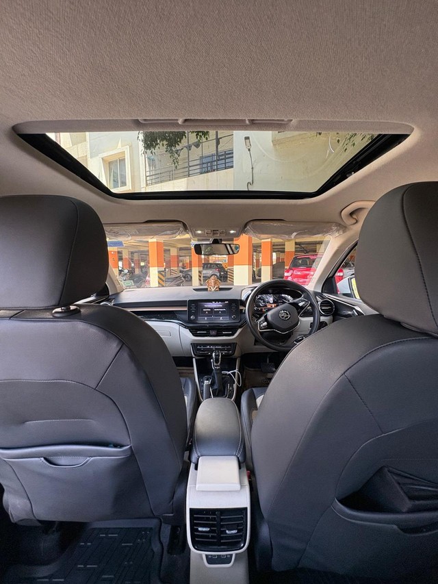 Second-hand 2023 Skoda Slavia 1.0 TSI Style AT BSVI for sale in Bangalore-1