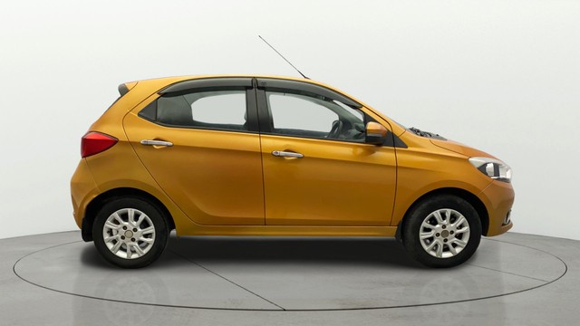 Second-hand 2018 Tata Tiago 1.2 Revotron XZA for sale in Kochi-1