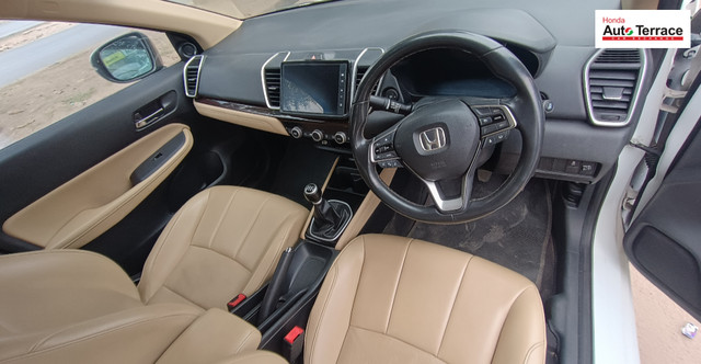 Second-hand 2023 Honda City ZX MT for sale in Lucknow-5