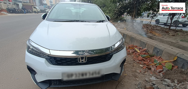 Second-hand 2023 Honda City ZX MT for sale in Lucknow-3