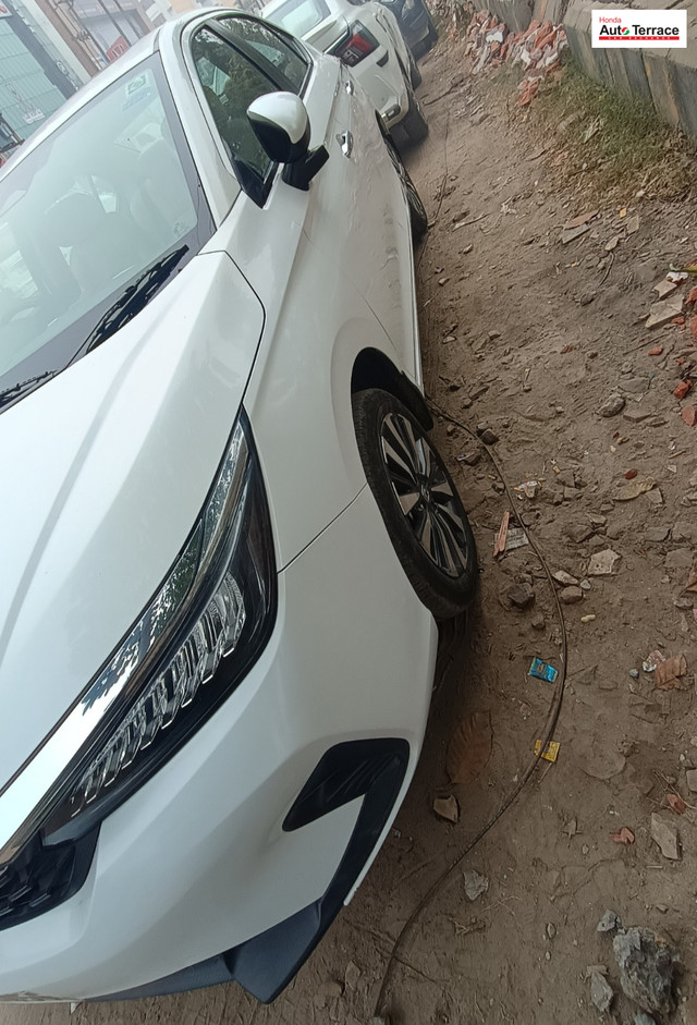 Second-hand 2023 Honda City ZX MT for sale in Lucknow-7