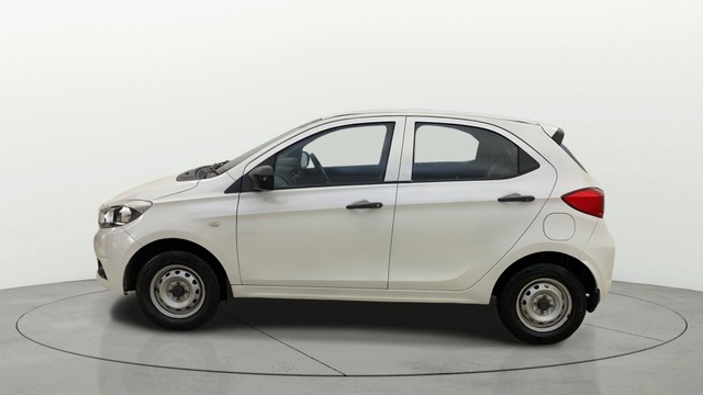 Second-hand 2018 Tata Tiago 1.2 Revotron XE for sale in Thane-5