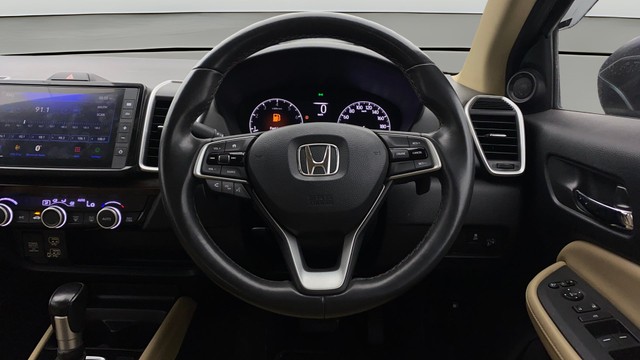 Second-hand 2022 Honda City ZX CVT for sale in Chennai-12