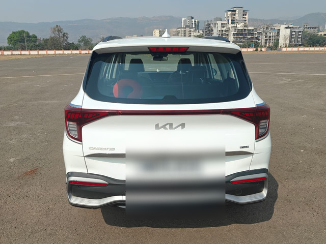 Second-hand 2023 Kia Carens Premium Diesel iMT for sale in Navi Mumbai-7