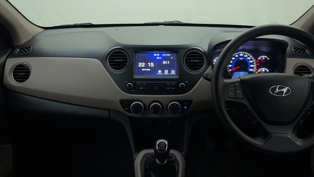 Second-hand 2018 Hyundai Grand i10 1.2 Kappa Sportz BSIV for sale in Mysore-23