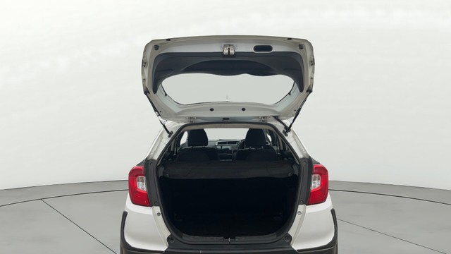 Second-hand 2018 Honda WR-V i-VTEC VX for sale in Greater Noida-20