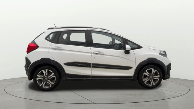 Second-hand 2018 Honda WR-V i-VTEC VX for sale in Greater Noida-1