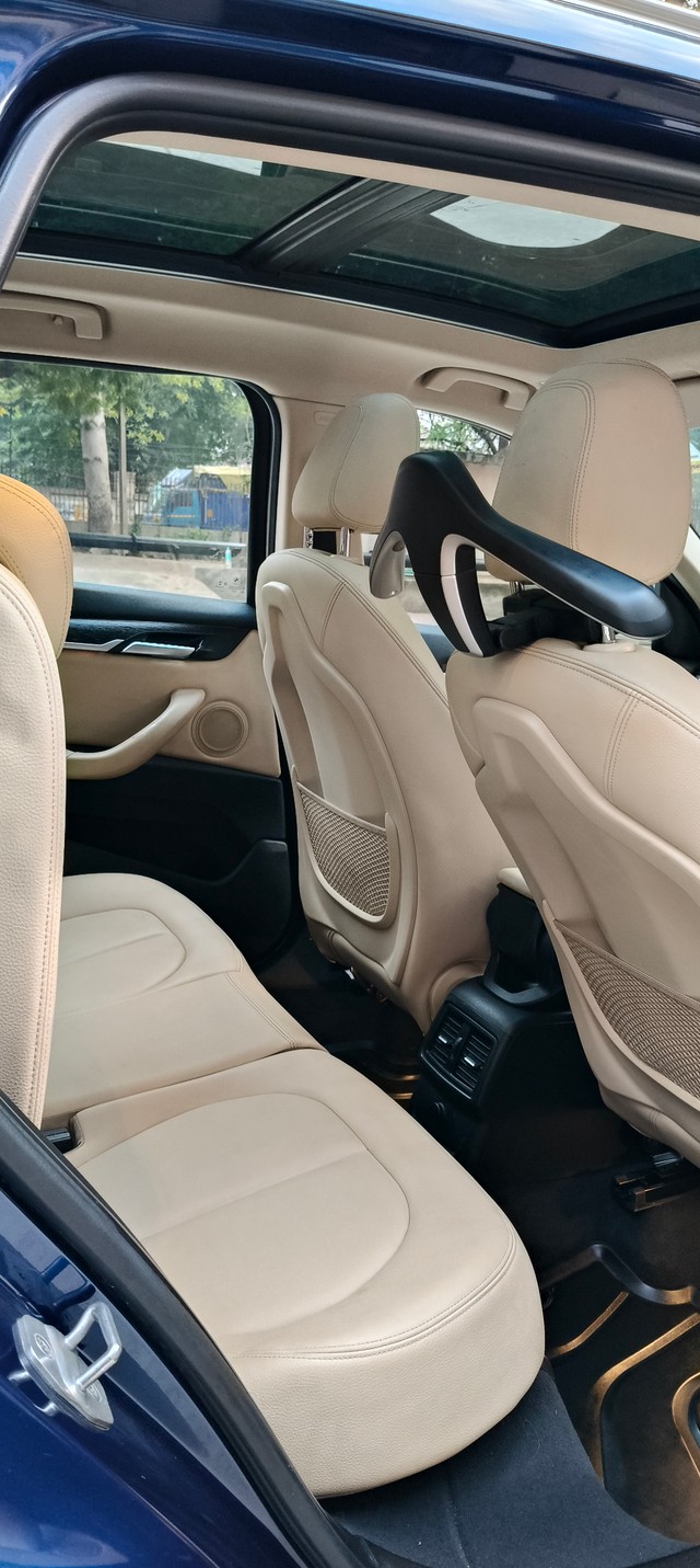 Second-hand 2017 BMW X1 sDrive20i xLine for sale in New Delhi-5