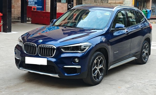 Second-hand 2017 BMW X1 sDrive20i xLine for sale in New Delhi-3