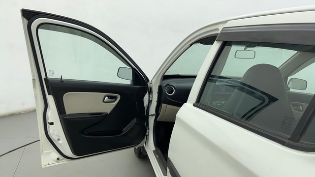 Second-hand 2019 Maruti Suzuki Alto 800 LXi for sale in Ahmedabad-31