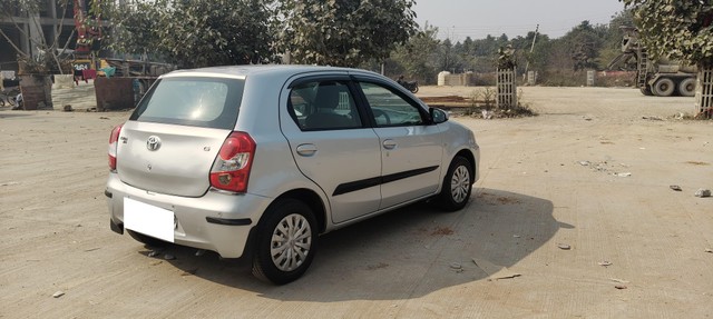 Second-hand 2014 Toyota Etios Liva G for sale in Faridabad-2