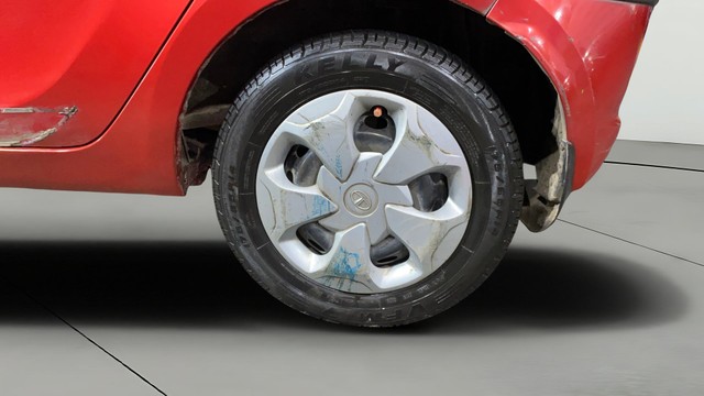 Tata Tiago 1.2 Revotron XT Second-hand 2018 Tata Tiago 1.2 Revotron XT for sale in Kolkata-26